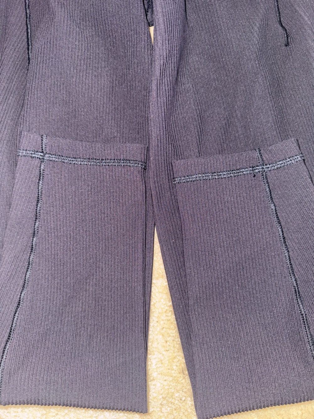 Athleta Black Stash Pocket II Ribbed 7/8 tight - size medium - Picture 7 of 8